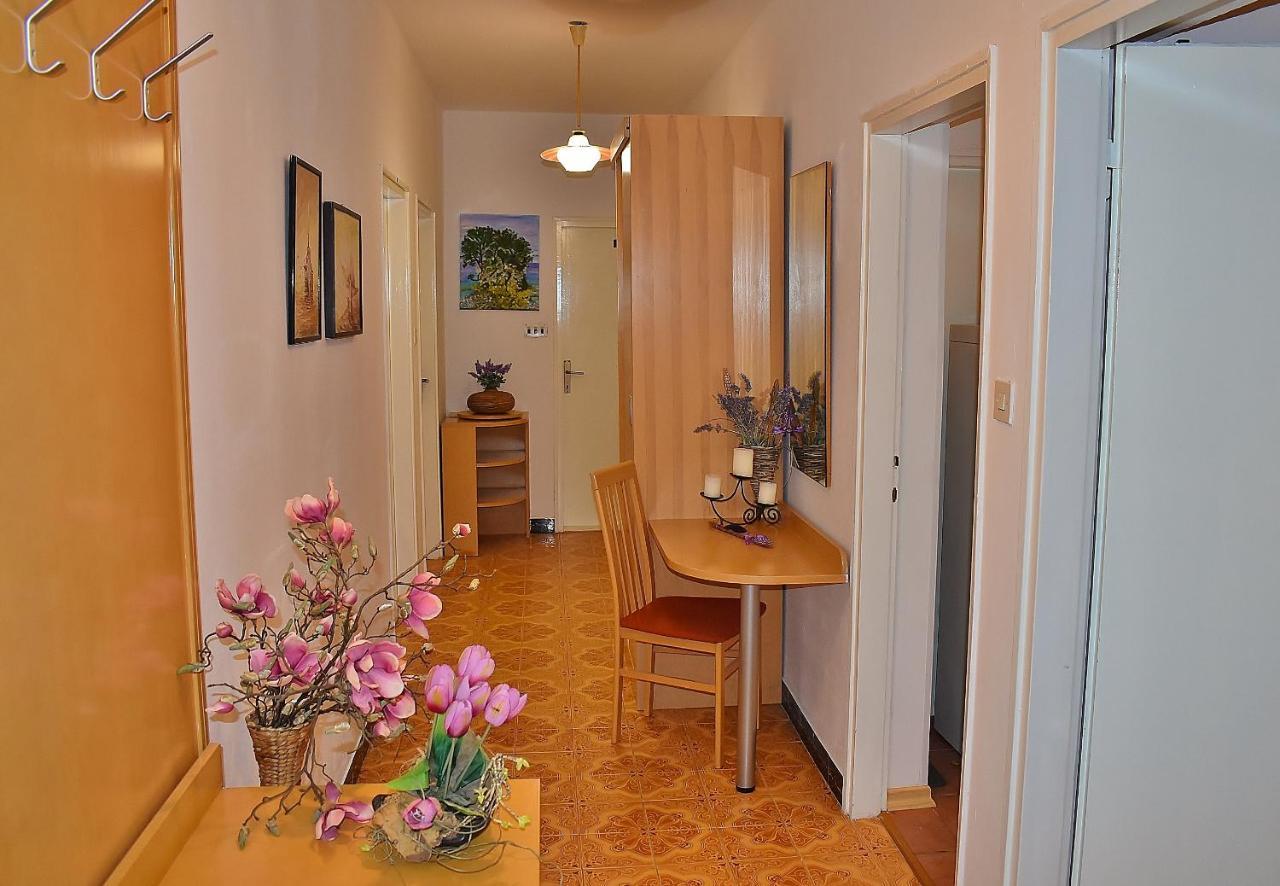 Apartman Balen J. Banjol Exterior photo